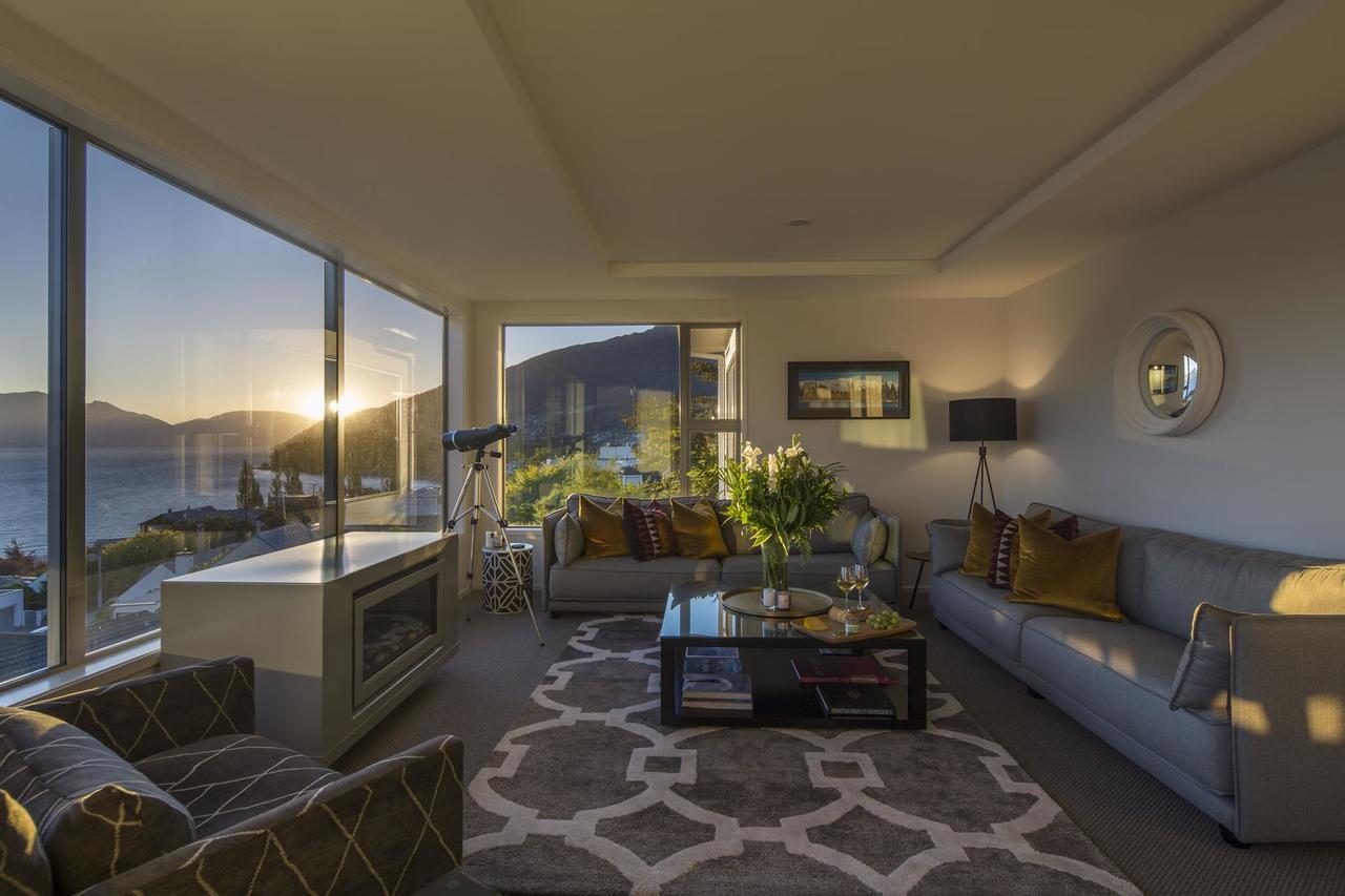 Lakefront Luxury By Amazing Accom Distretto di Distretto di Queenstown Esterno foto